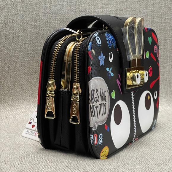 Crossbody Handbag with Clutch pocket - Black - Picture 4 of 15